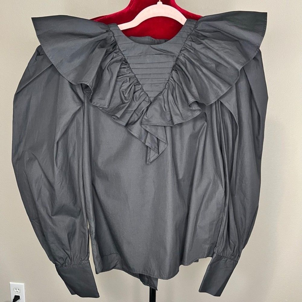 ZARA Blk Ruffle Blouse